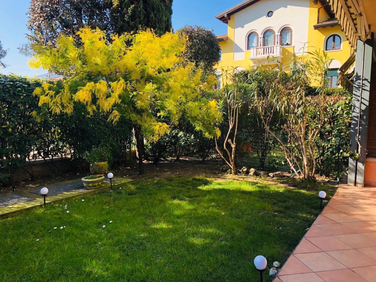Ferienwohnung Casa Mimosa Saló Exterior foto